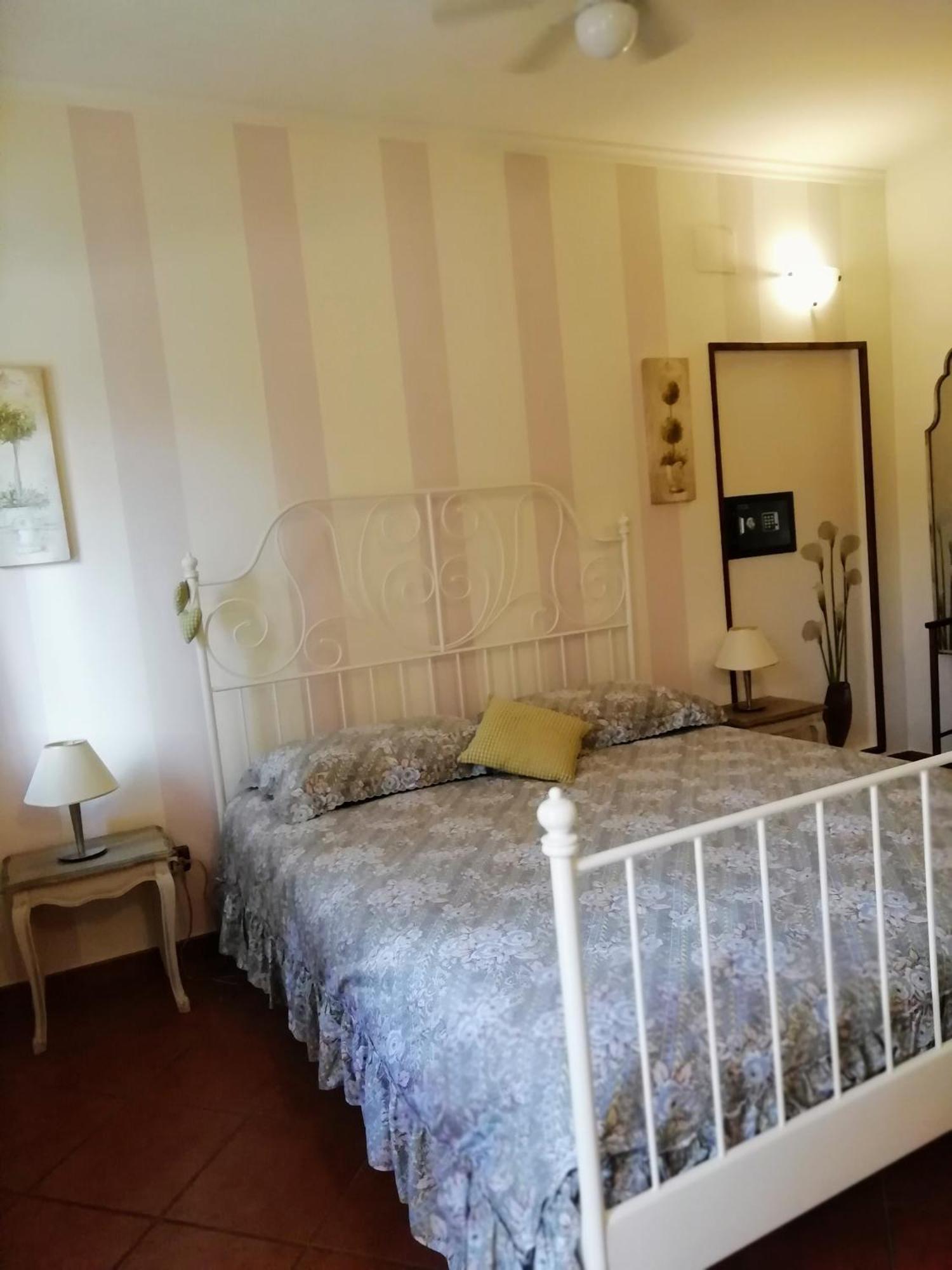 Bed&Breakfast La Siepe Pinerolo Quarto foto